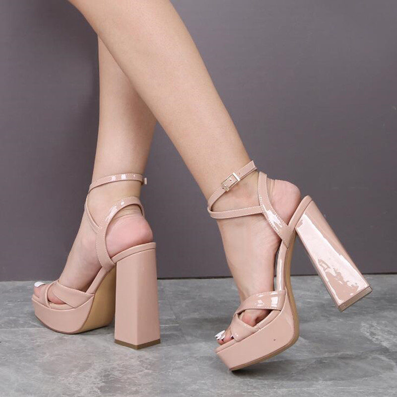 2025 NEW Summer Nightclub Wome - Casual Sandal Leather reseña y precio